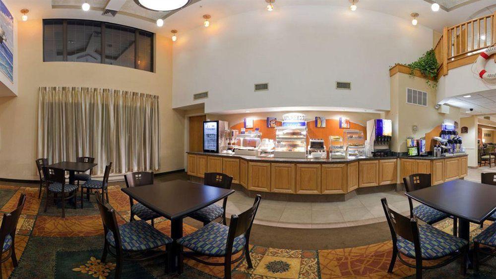 Holiday Inn Express & Suites Carneys Point - Pennsville By Ihg Dış mekan fotoğraf