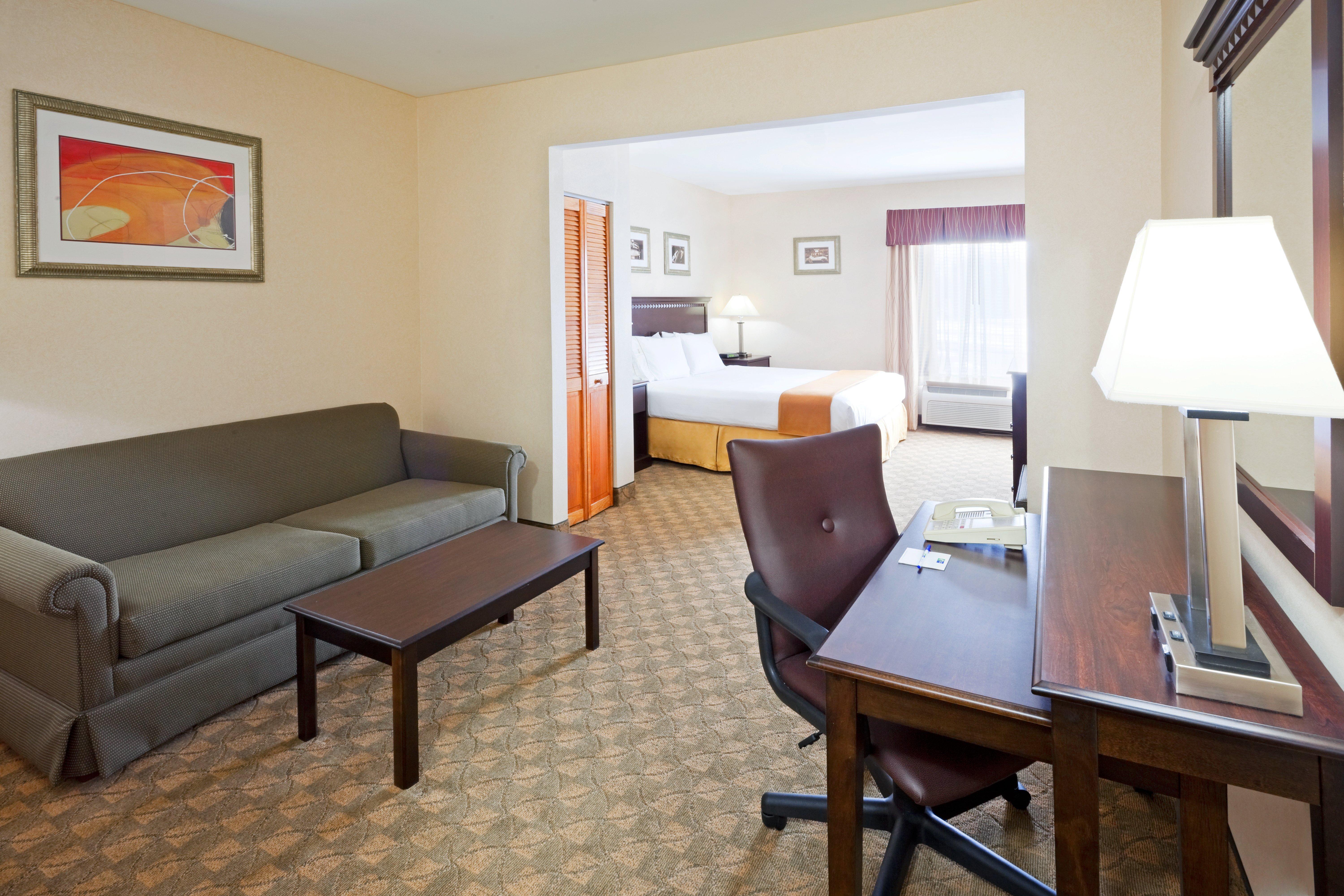 Holiday Inn Express & Suites Carneys Point - Pennsville By Ihg Dış mekan fotoğraf