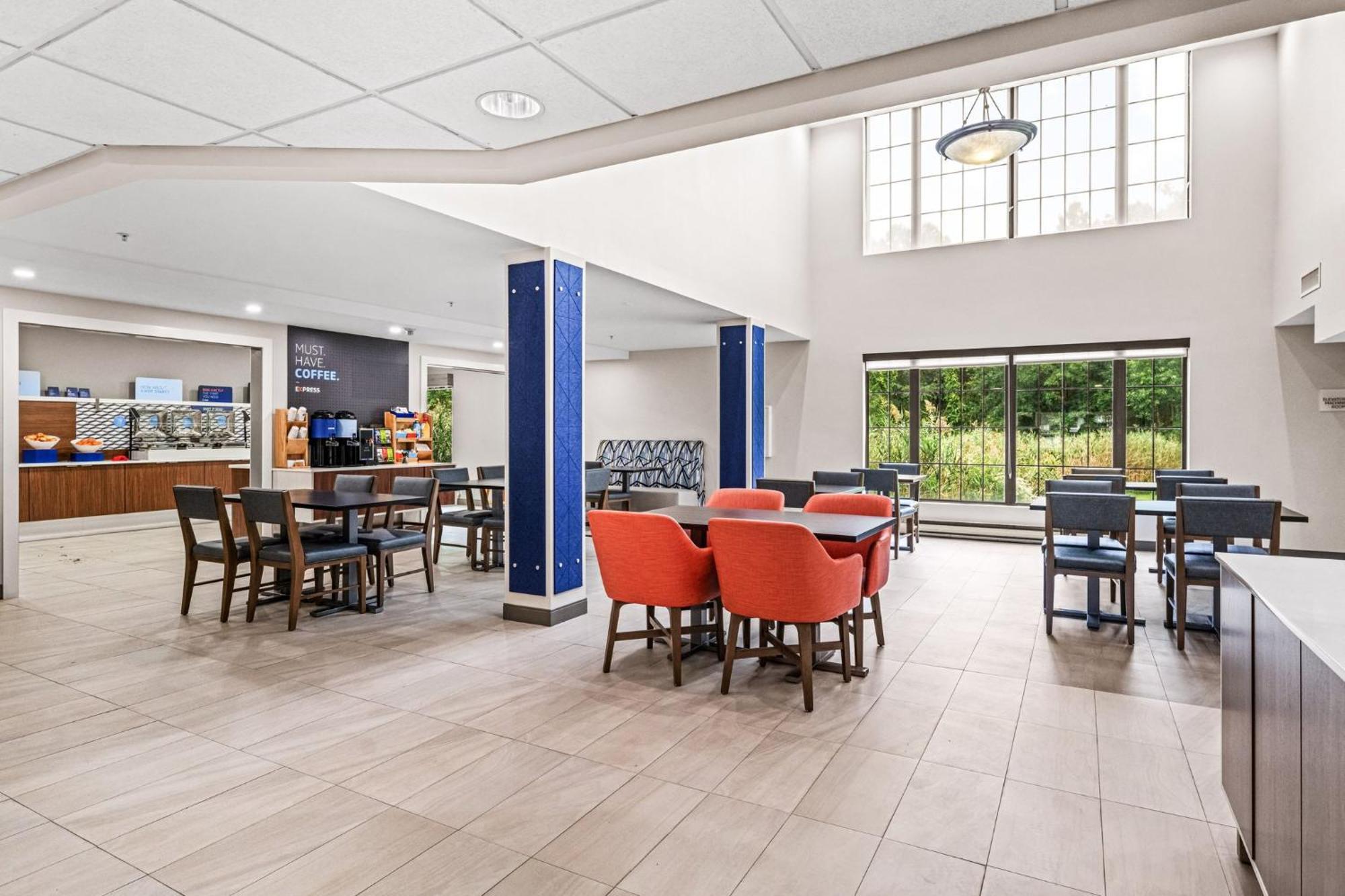 Holiday Inn Express & Suites Carneys Point - Pennsville By Ihg Dış mekan fotoğraf