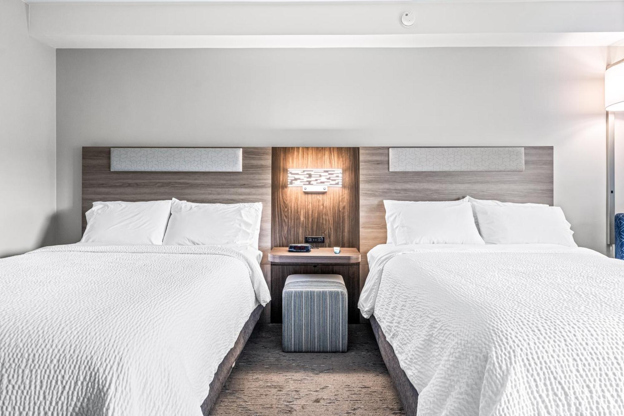 Holiday Inn Express & Suites Carneys Point - Pennsville By Ihg Dış mekan fotoğraf