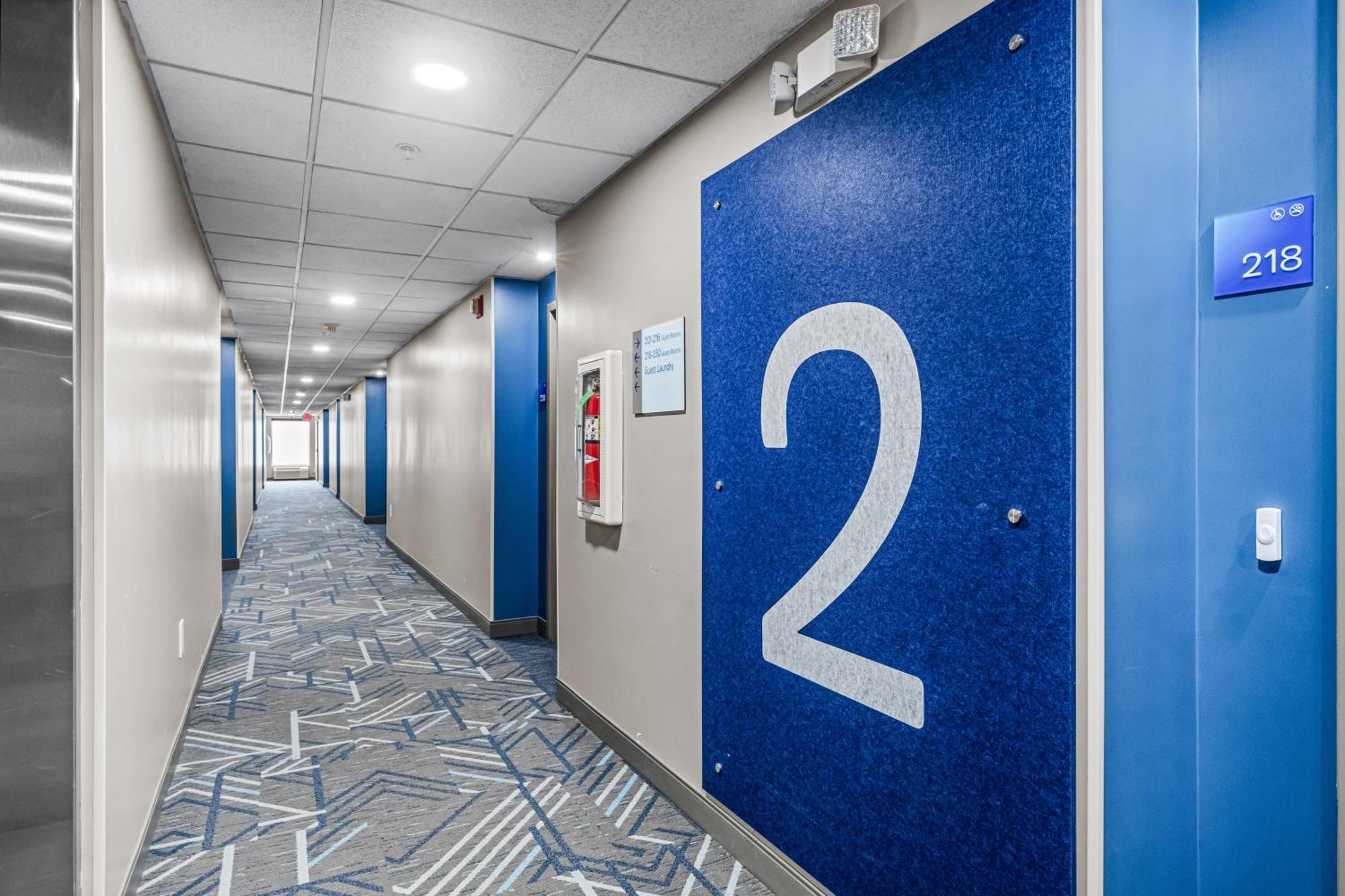 Holiday Inn Express & Suites Carneys Point - Pennsville By Ihg Dış mekan fotoğraf